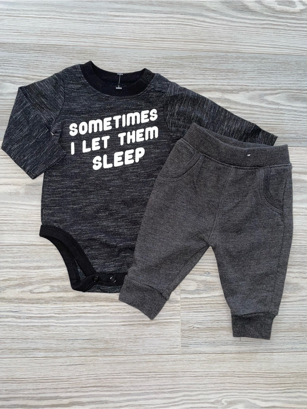 Granimals Baby Boys 2-Piece Outfit 0-3M Gray